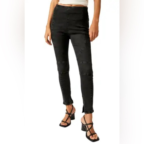NWT Free People We The Free Black Bella Moto Mid-rise Skinny Jeans Size 26